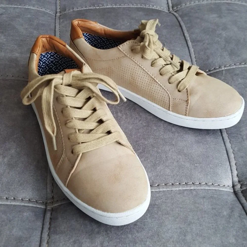 Steve Madden steve madden